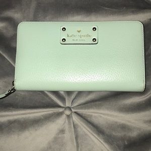 KATE SPADE WALLET CLUTCH